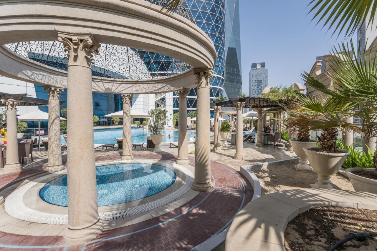 Higuests - Luxury Apartment In The Iconic Park Towers Dubai Exteriör bild